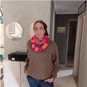 educadora com facilidade de desenvolver atividades para crianças atípicas